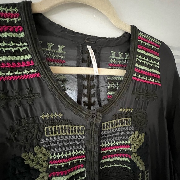 Free People tunic with embroidery - Picture 5 of 5